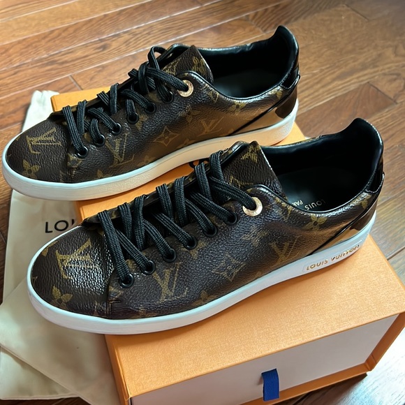 Louis Vuitton FRONTROW SNEAKER sz 38 - Picture 3 of 8